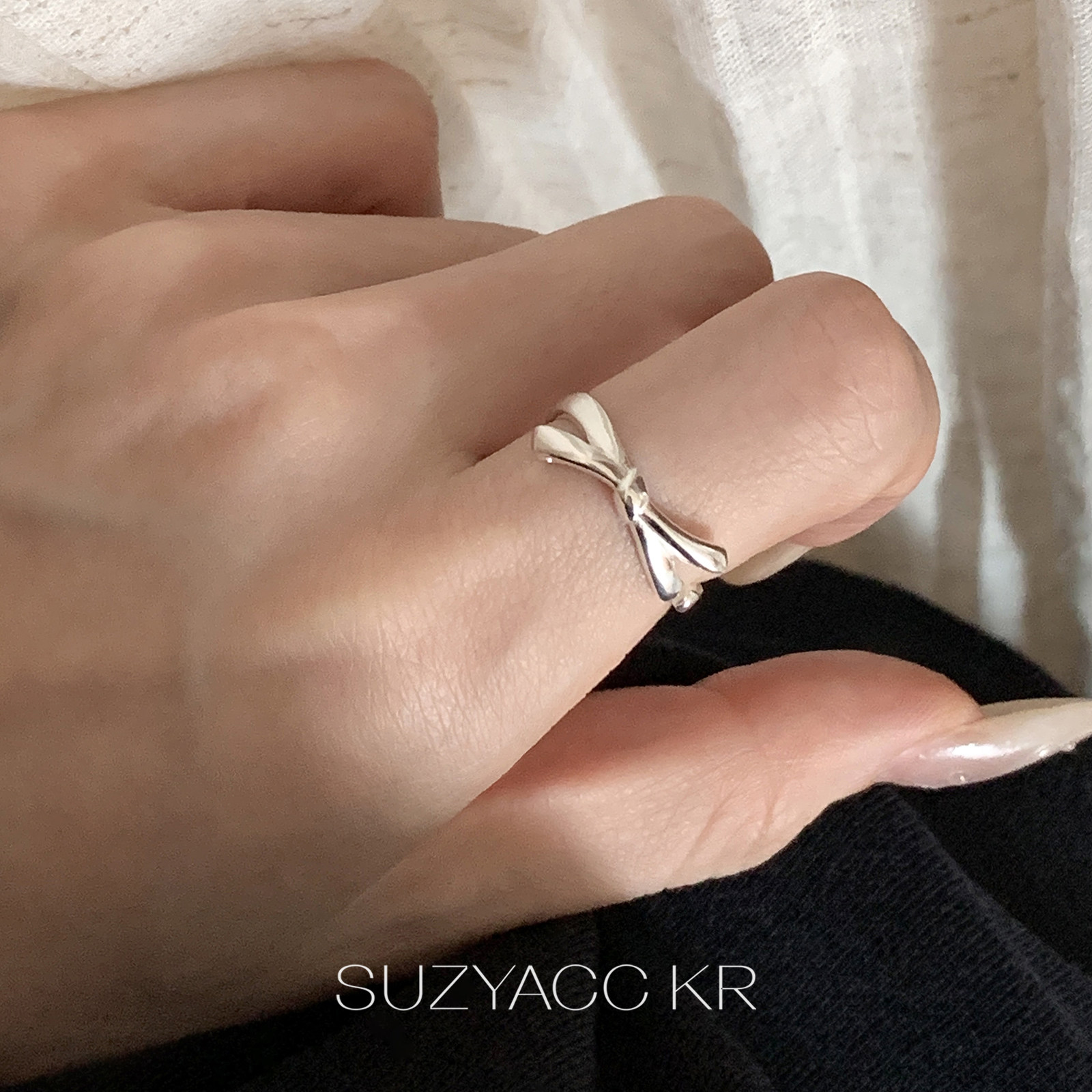 Suzyacc kr minimalist sterling silver bow ring niche design sweet cool versatile high-end index finger ring