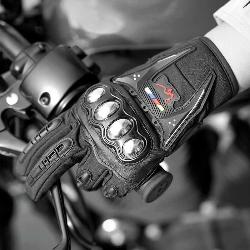 Motorcycle boy riding gloves men's stainless steel protection wear-resistant warm motorcycle off-road equipment anti-fall four seasons
