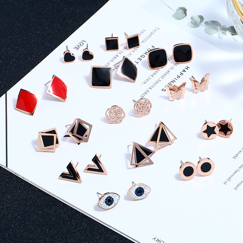Titanium steel geometric earshot female black minimalist about 100 hitch Korea personality anti-allergy earrings rose gold don't fall out of color earrings