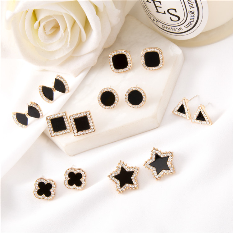 S925 pure silver needle sweet and inlaid drilling geometric small earnail personality brief about 100 hitch black bow tie net red ear decorated female