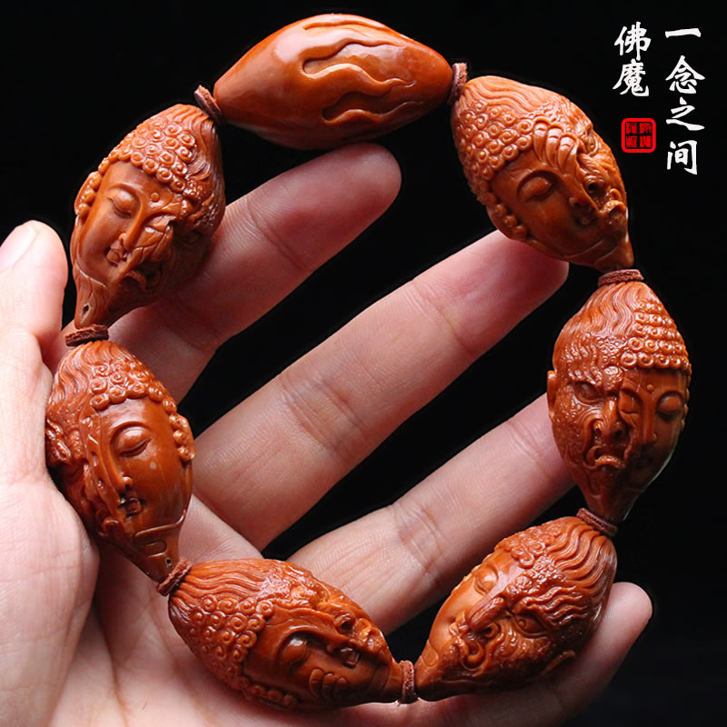 Soulful olive nuclear carvings pure handmade engraving of large seed Buddhogis with a hand string of olive Hu men's text to play the piece