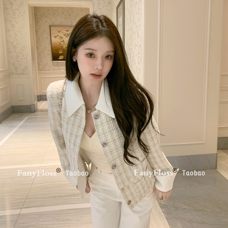 Fanyfloss Tweed Blazer with Single-Breasted Stripes, Wool Blend with Shiny Thread Accents Fanyfloss Tweed Blazer with Single-Breasted Stripes, Wool Blend with Shiny Thread Accents
