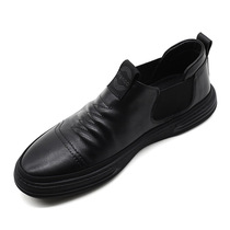 Mens shoes autumn 2021 New Fashion soft sole joker casual leather shoes black pedal daily leather casual shoes