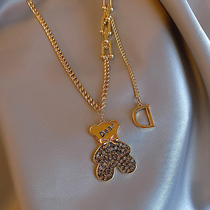 Autumn and winter New Fashion bear necklace light luxury niche design choker ins pendant fashion sweater chain women tide