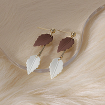 South Korea 925 Silver Needle Forest hipster Contrast Color Leaf Earrings Women Autumn and Winter New Joker Earrings