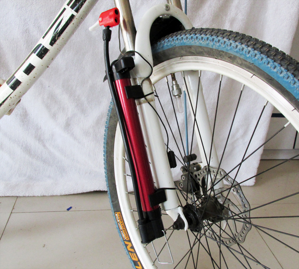 Pompe à vélo - Ref 2394707 Image 12