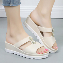 Middle-aged cool slippers female outside wearing new fashion fish mouth slopes heel summer Mama shoes non-slip middle-aged women slippers thick bottom