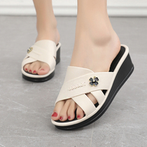 Slippers female Summer outwear Slope heel thick bottom Indoor anti-slip bath Home shoes 100 lapped outdoor high heel lady cool slippers