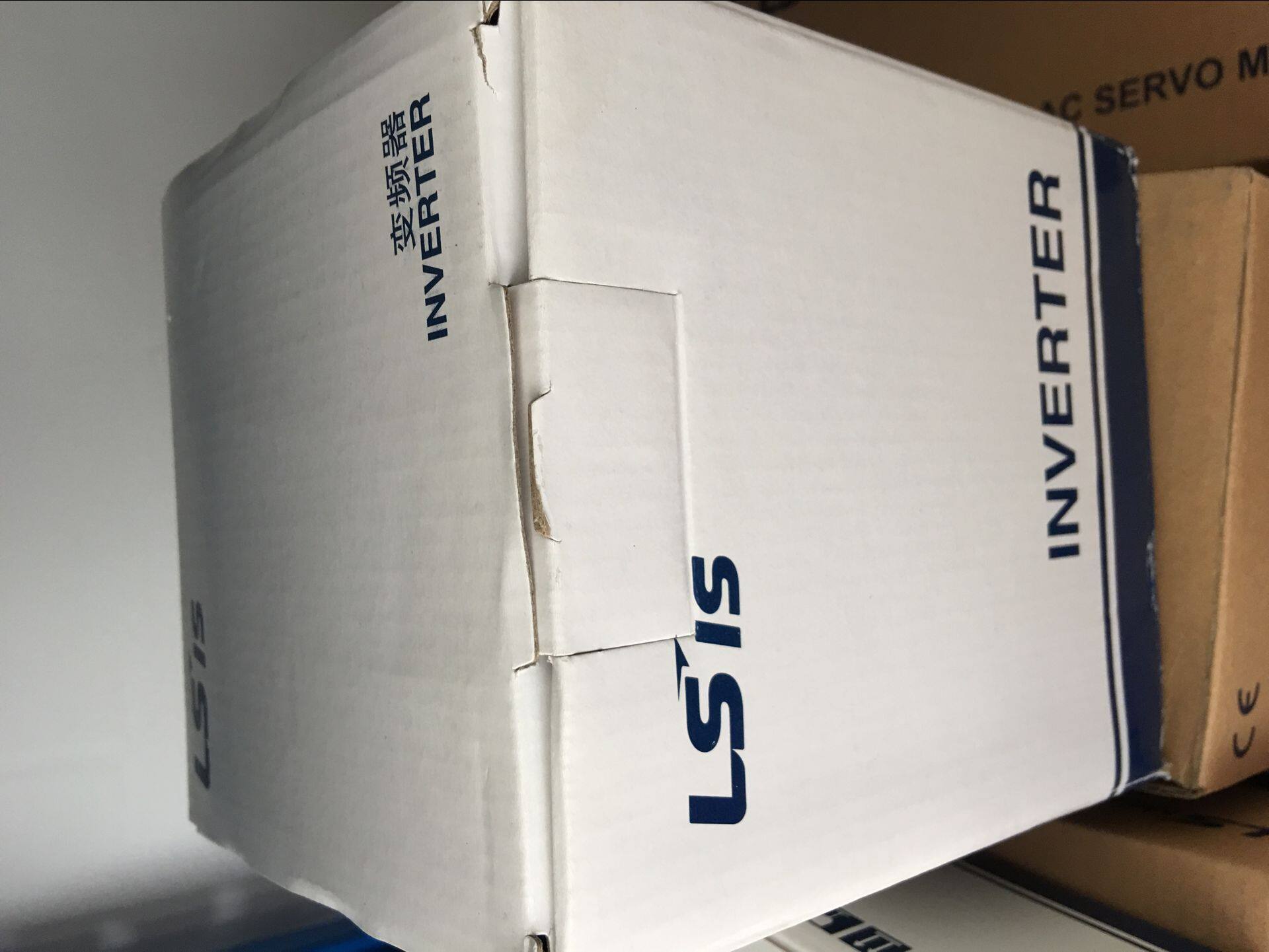 South Korea LS frequency inverter C100 series LSLV0015C100-2AN