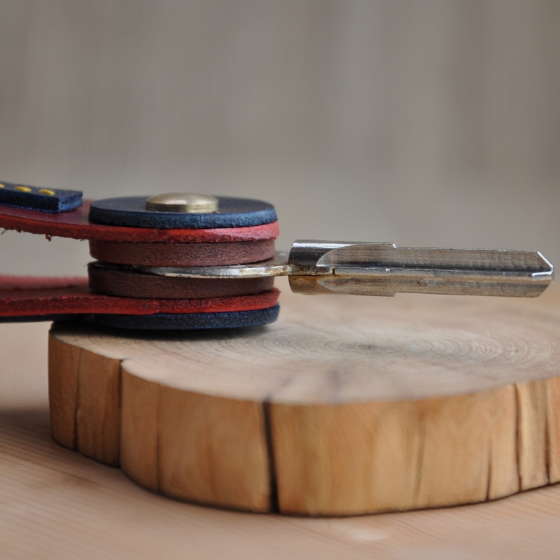 Handmade Leather Key Storage Pouch Keychain Key Ring Special-Shaped Cross Key Storage Plain Color Xuan