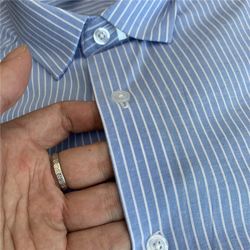 Hàng rẻ và tốt! Mùa thu mới nam cotton sọc kẻ sọc giản dị áo sơ mi dài tay trắng áo sơ mi khoác ngoài