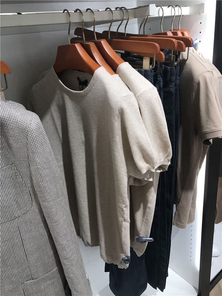 Hơn 300 miếng! Giây trực tiếp! Áo len nam mùa thu đông có họa tiết tay ngắn cổ tròn áo len áo thun burberry