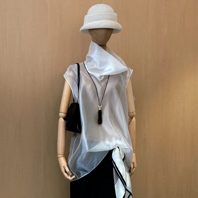 Shanji【Beauty Is Boundless】Lightweight Silk Versatile Layering Stackable Scoop Neck Sleeveless Top Inner Wear Vest for All Seasons