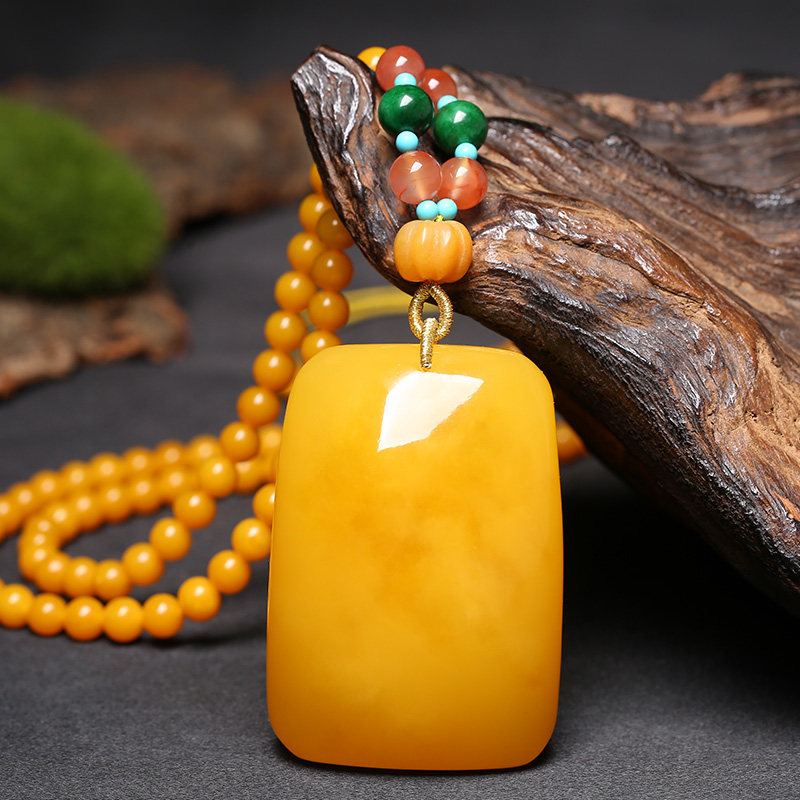 Pure Natural Amber Chicken Oil Yellow Raw Ore Old Honey Wax safe with no sign of water Drop pendant male and female Blood Mooring Necklace