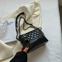 Черный, маленький