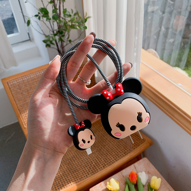 Cartoon suitable for Apple 11pro fast charging data cable biting device 12pro silicone sleeve 20w special protective shell