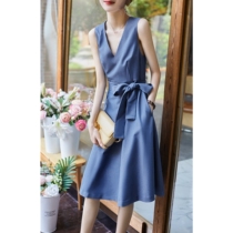 RAGR の beauty to the bones waist solid color sleeveless lace-up dress