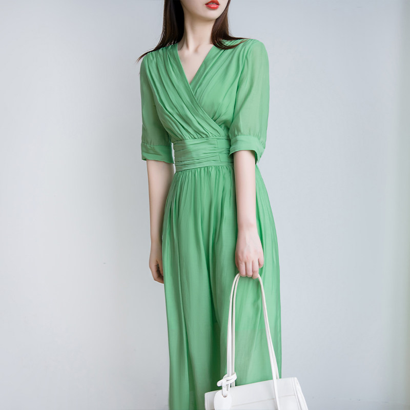 French temperament V-neck green Tencel dress women's design sense niche five-point sleeves chic waist and slim long skirt