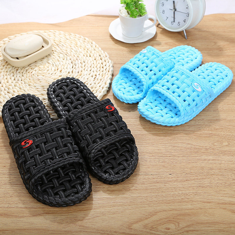 Shunhang's new couple fashion beach flip-flops indoor and outdoor home bathroom bath leaking non-slip sandals and slippers