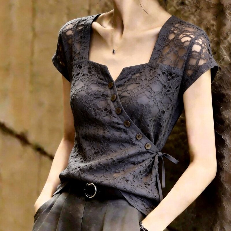 2026 Summer New Trendy Age-Reducing and Stunning Women's Tops, This Year's Beautiful and Unique Super-Attractive Single-Piece Shirts