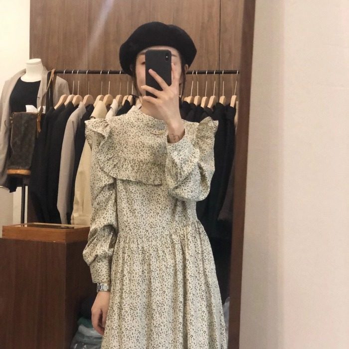 2022 autumn and winter Korean retro art stand collar sweet ruffle stitching high waist loose floral floral dress long skirt