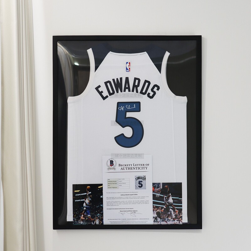 [Real Shot] White Timberwolves Edwards Signature Jersey Framed Photo Frame Gift for Boys