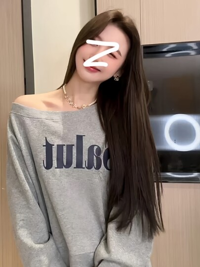 2025 Early Autumn Korean Style Loose Slimming Versatile Casual Fashionable Long Sleeve Off-Shoulder Asymmetrical Neck Printed Sweatshirt for Women