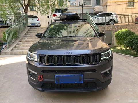 Xe kéo phổ biến sửa đổi móc trailer đặc biệt bao gồm móc chống va chạm Thắt lưng vải trang trí Phía trước và phía sau cản xe bằng dây thừng - Sửa đổi ô tô dụng cụ vệ sinh nội thất ô tô