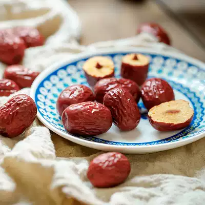 Yunji hanging dried Pearl jujube 300g Xinjiang Ruoqiang gray jujube dry red jujube dry goods soup boiled water meat compact