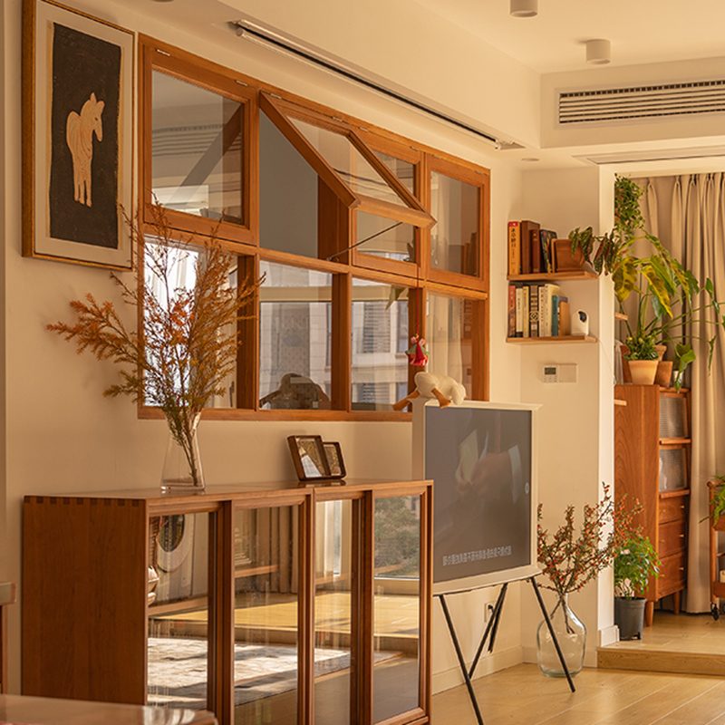 丸太和風ガラス引き戸窓押し出し透明室内リビング間仕切りガラス跳ね上げ窓