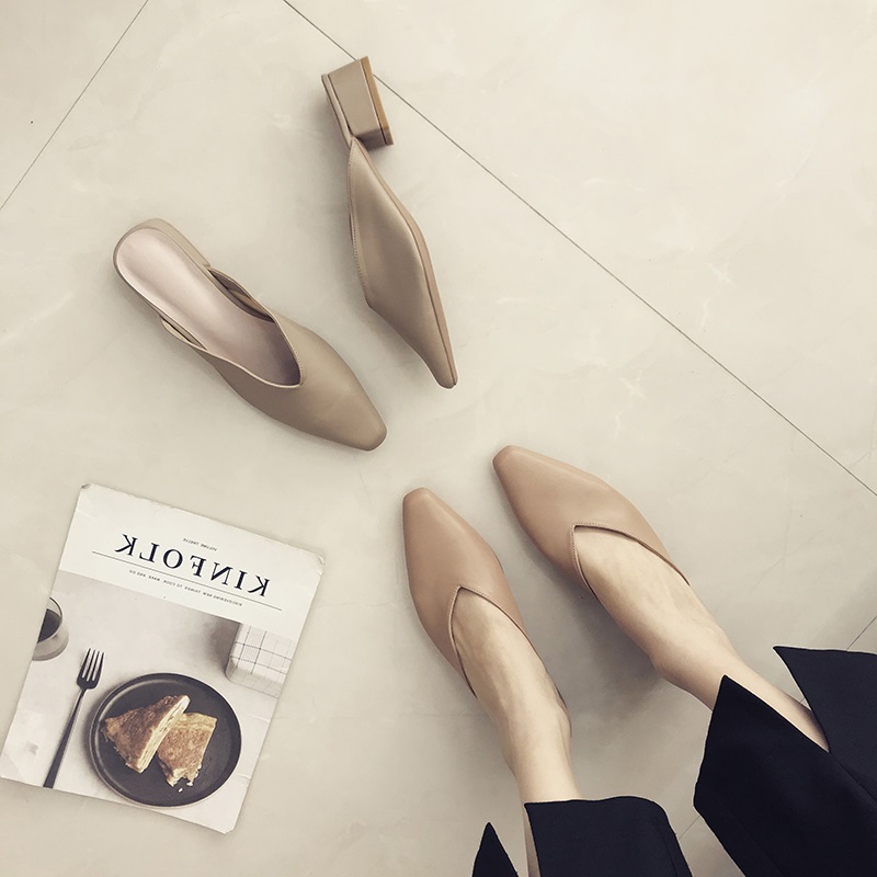Tide brand 2022 spring and summer new all-match Baotou semi-slippers thick heel pointed toe mid-heel lazy sandals fairy style outerwear