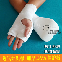 Karate Gloves Knitted Exposed Fingers in Two Rows and One Stroke of Gloves Taekwondo Protector Hand Karate Gloves