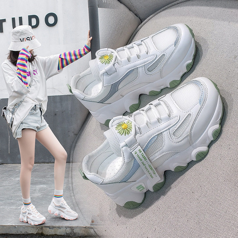 Daddy and daughter shoes Hong Kong tide 2021 Spring and summer new little daisy casual sports mesh breathable sneakers small white shoes