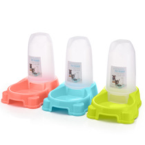 Small dog dog pet cat drinking fountain automatic water feeding universal multi-color easy to use 1 5L
