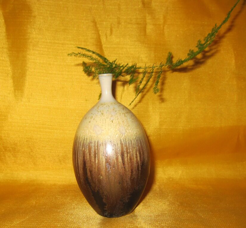 Ceramic narrow-mouth bottle incense bottle unique craftsmanship