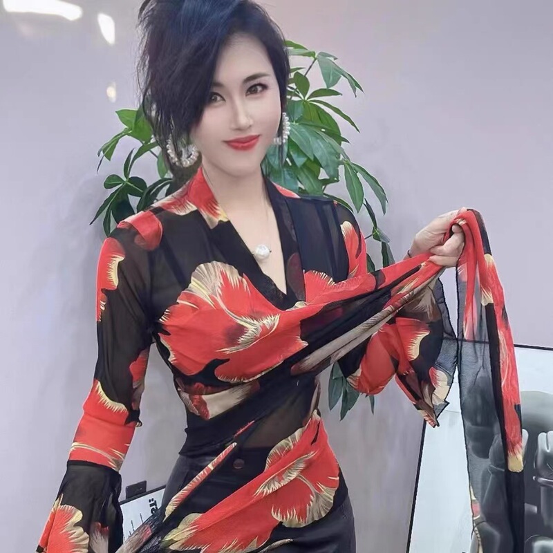 Foreign Trade Discount Women's Clothing Clearance Special Price Sexy Cross-Tie Waist-Cinching V-Neck Elastic Floral Mesh Long-Sleeve Shirt Foreign Trade Discount Women's Clothing Clearance Special Price Sexy Cross-Tie Waist-Cinching V-Neck Elastic Floral Mesh Long-Sleeve Shirt