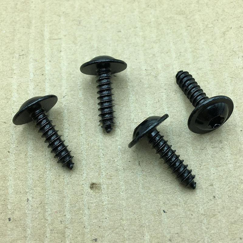 Suitable for Skoda Octavia, Fabia, Rapid, Superb Center Console Trim Panel Navigation Hex Screws