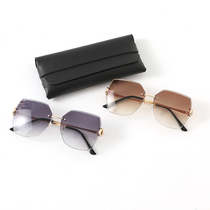 2021 Fashion New Box Glasses Stars The Same Sunglasses Lady Ink Mirror Tide Individuality Anti-UV Drive