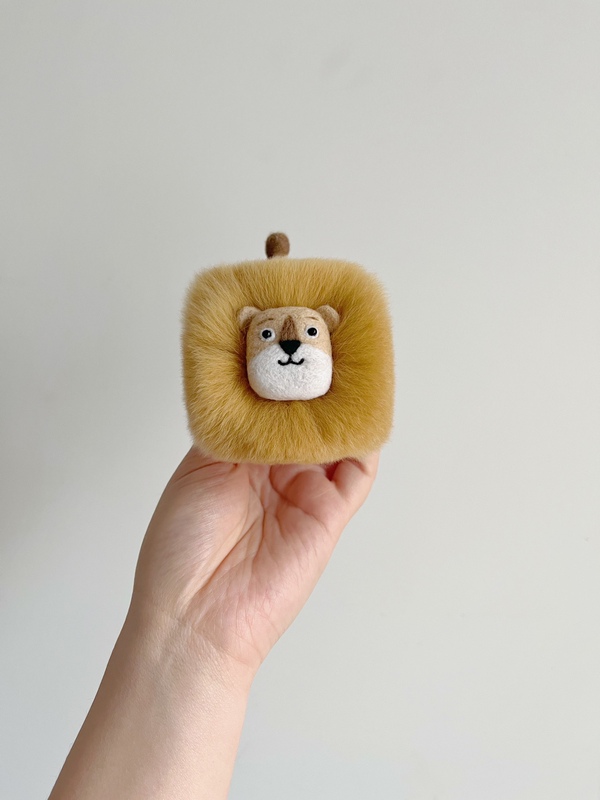 Square-Headed Lion Super Cute Figurine Wool Felt Little Lion Square-Headed Lion Leo Square-Headed Lion Super Cute Figurine Wool Felt Little Lion Square-Headed Lion Leo