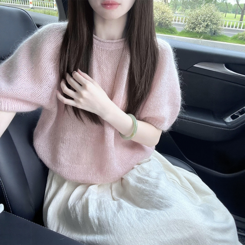 Very Pretty Pink Mohair Short-Sleeved Knit Top for Women, Spring Vibe, Soft and Fluffy Sweater with Puff Sleeves, Thin Top