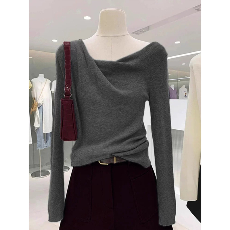 Gray High-End One-Shoulder Drop-Neck Knit Sweater for Women, Spring Casual and Elegant, Slim-Fit Inner Sweater Base Top