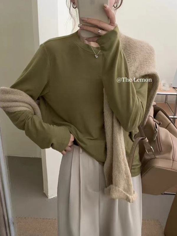 Minimalist Green Round-Neck Long-Sleeve T-Shirt for Women, Autumn and Winter, Loose Casual Regular Shoulder Basic Style Inner Layer Top