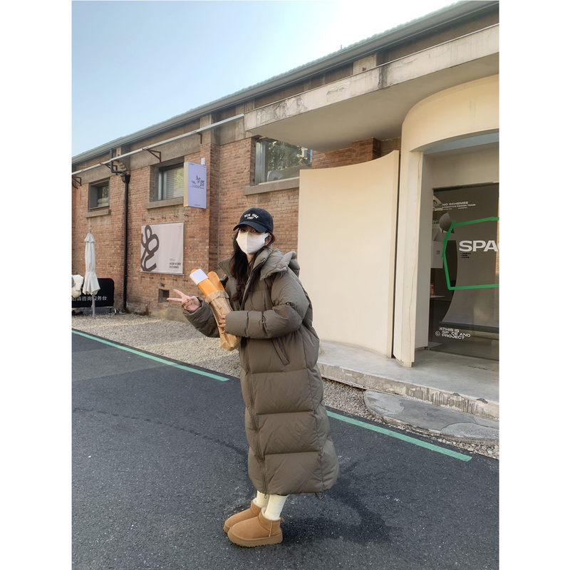 Long down Jacket for Women, Winter 2025 New Style, Super Pretty, Over-The-Knee, Extra-Long, Ankle-Length, Thick Quilted Coat Long down Jacket for Women, Winter 2025 New Style, Super Pretty, Over-The-Knee, Extra-Long, Ankle-Length, Thick Quilted Coat