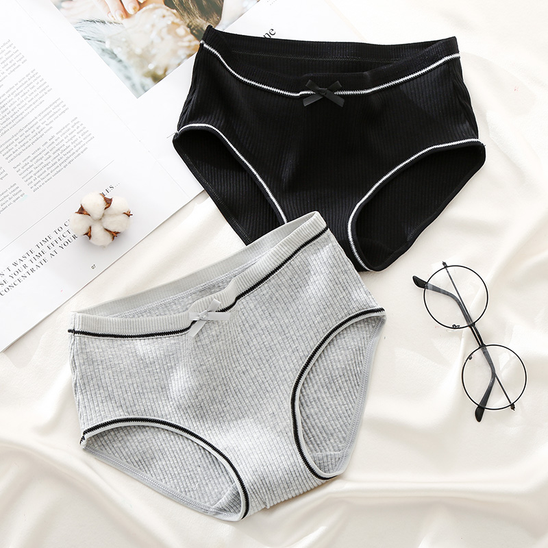 4 pairs of panties girls cute cotton sweet girls breathable students low waist ladies in the day cotton crotch triangles