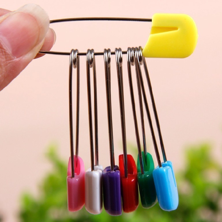 Baby safety pin Loop pin Baby safety pin U-buckle Children's triangle towel saliva towel large 55mm