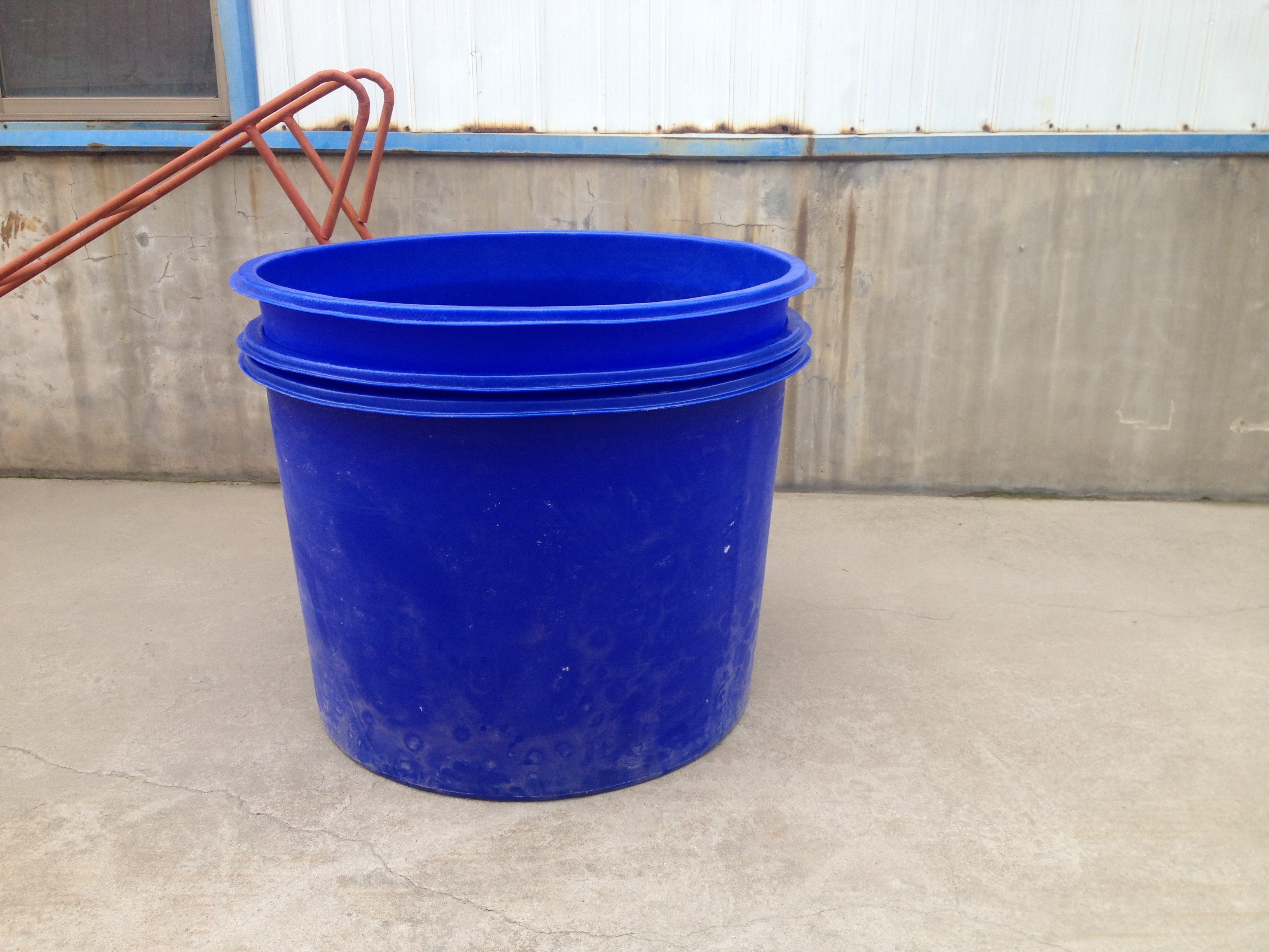 Large breeding barrel 1200L plastic drum 1 2 cubic pe plastic barrel 1200 liters plastic water tank