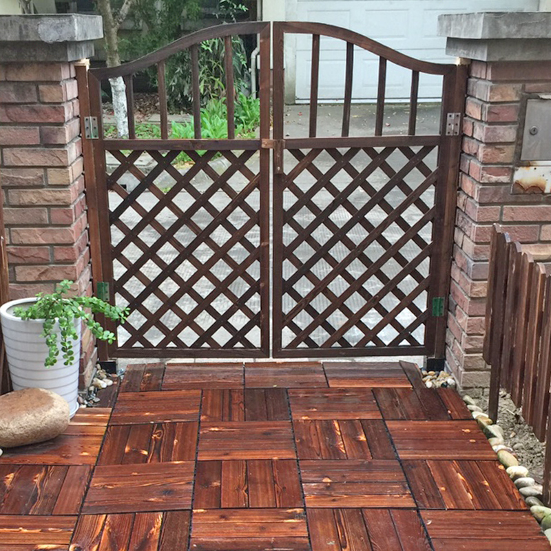 Garden Grid Courtyard Fence Wooden Door Small Fence Decoration Outdoor Embalming Wood Guardrails Small Yard Outdoor Fence Door