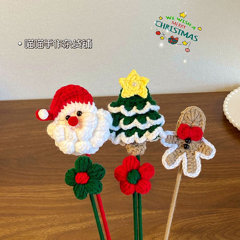 Handmade DIY Finished Product: Knitted Christmas Bouquet, Christmas Tree, Christmas Eve Creative Gift for Best Friends and Friends Handmade DIY Finished Product: Knitted Christmas Bouquet, Christmas Tree, Christmas Eve Creative Gift for Best Friends and Friends