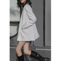  MZ white temperament small suit jacket female 2021 new Korean loose casual wild British style suit top