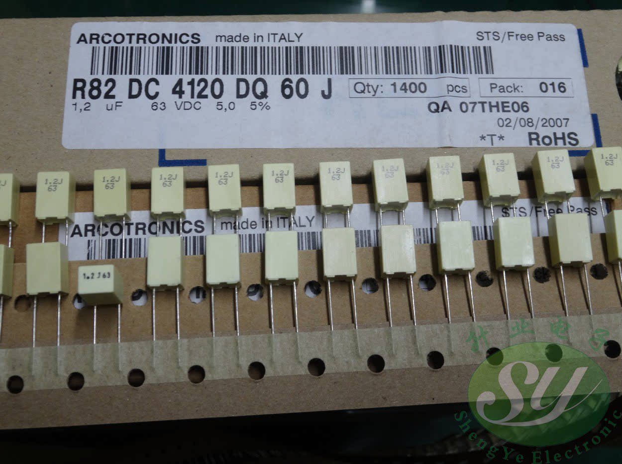 AV R82 1 2uf 63V 1u2 125 straight replacement 1 0uf 63V 1u0 105 new film capacitor